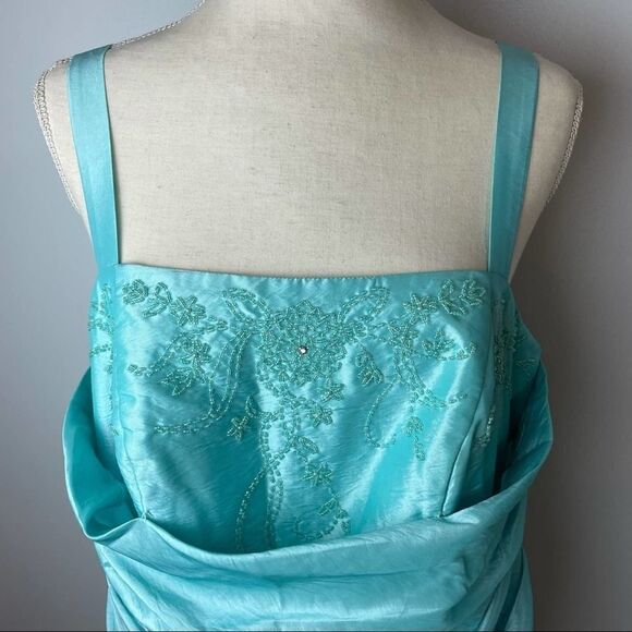 ONYX Nite Sleeveless Solid Blue Wrap Long Prom Dress with beading size 14W - Picture 5 of 15